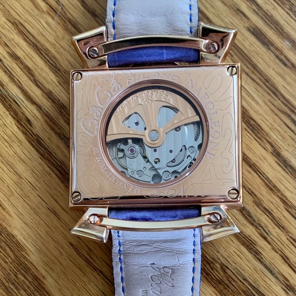 Watches - Picture 5 of 5